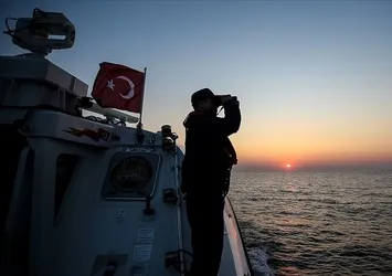 Mavi vatanın bekçileri hayat kurtarıyor