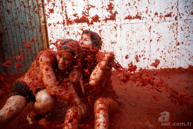 20 bin kişi 130 ton domates: La Tomatina! "Sanki yeniden doğuyoruz" 22