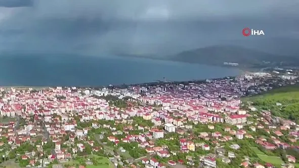 Tatvan’da ’gökkuşağı’ güzelliği