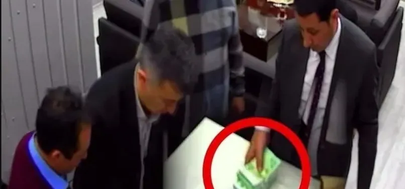 CHP'deki para sayma krizinde yeni perde! Peçete kağıdına atılan imzalarla ciddiyetsiz belge...