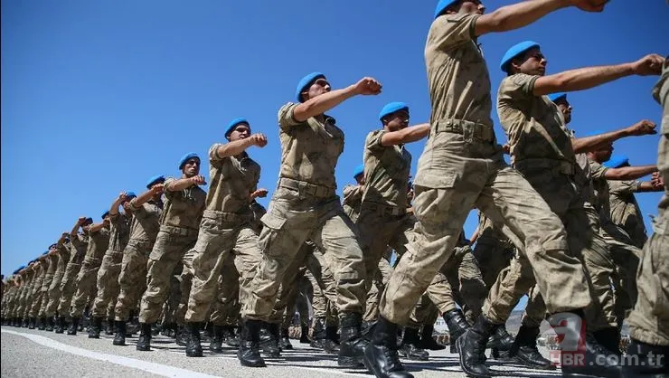 Yeni askerlik sistemi son dakika var mı? Yeni askerlik sistemi nasıl olacak, ne zaman yürürlüğe girecek? 17