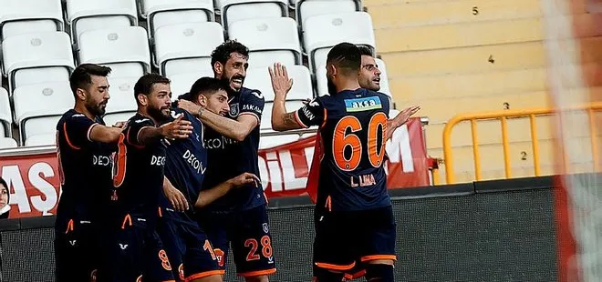Antalyaspor: 1 - Başakşehir: 2 MAÇ SONUCU | Başakşehir Antalya’da kazandı