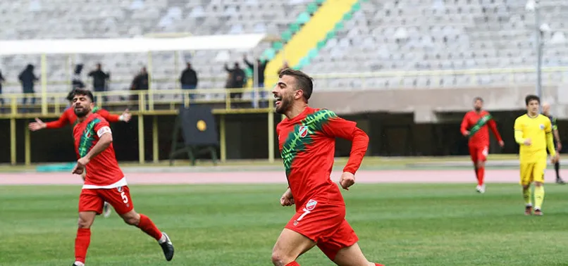 Belediye Derincespor: 0 - Karşıyaka: 1 MAÇ SONUCU Karşıyaka finale yükseldi