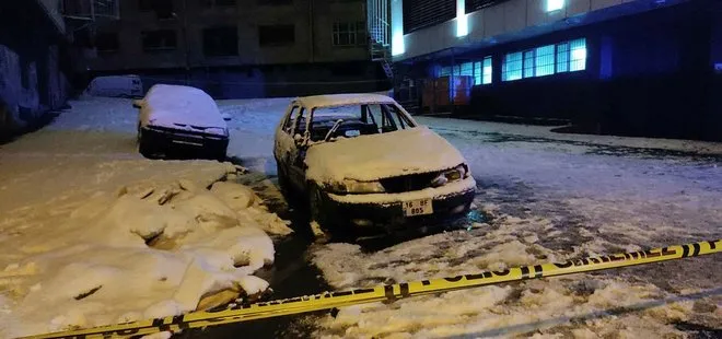 Gaziosmanpaşa’da park halinde yanan otomobilde erkek cesedi bulundu