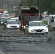 İstanbul yağmura teslim oldu!
