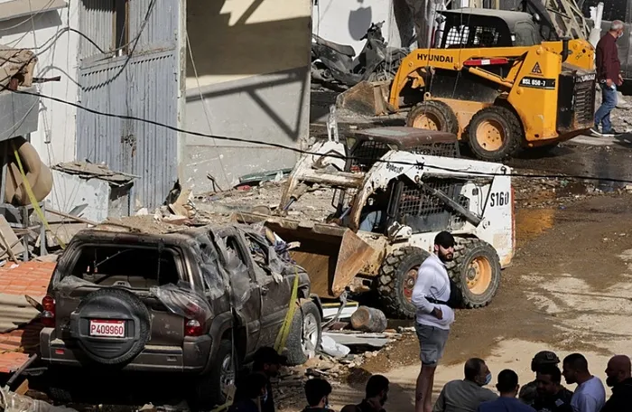 israilden-lubnana-hava-saldirisi-3-kisiyi-katlettiler-1743487447373.jpg Beyrut, Lübnan (REUTERS)