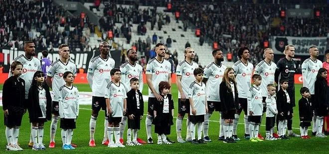 Beşiktaş’tan flaş karar! 4 oyuncuya izin çıktı