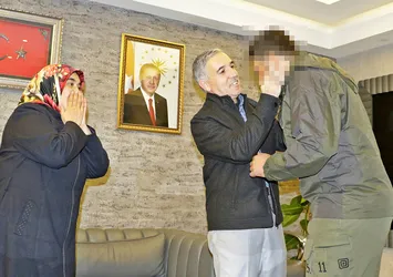 Evlat nöbetinde sevinç gözyaşları!