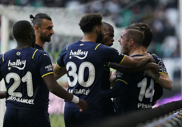 fenerbahce-slavia-prag-maci-ne-zaman-saat-kacta-uefa-konferans-ligi-play-off-turu-ne-zaman-basliyor-1644919060141.jpg Fenerbahçe Slavia Prag maçı ne zaman, saat kaçta? UEFA Konferans Ligi play-off turu ne zaman başlıyor? - 1