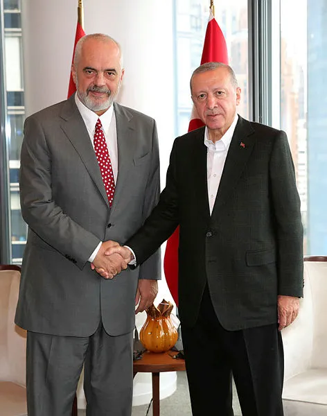SON DAKİKA: Başkan Erdoğan ABD'de Arnavutluk Başbakanı Edi Rama ile görüştü - 2