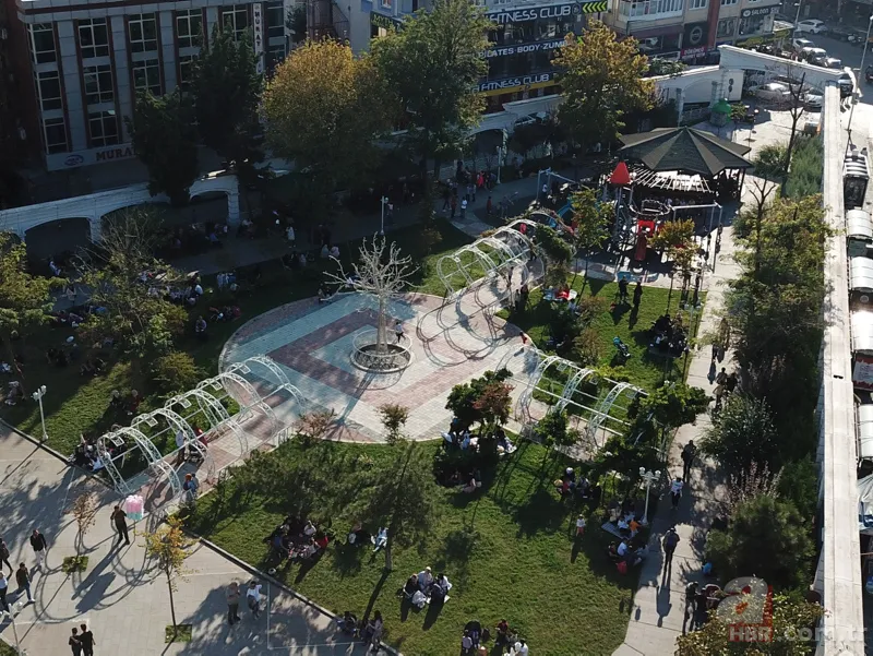 Deprem nedeniyle İstanbullular parklara akın etti 1