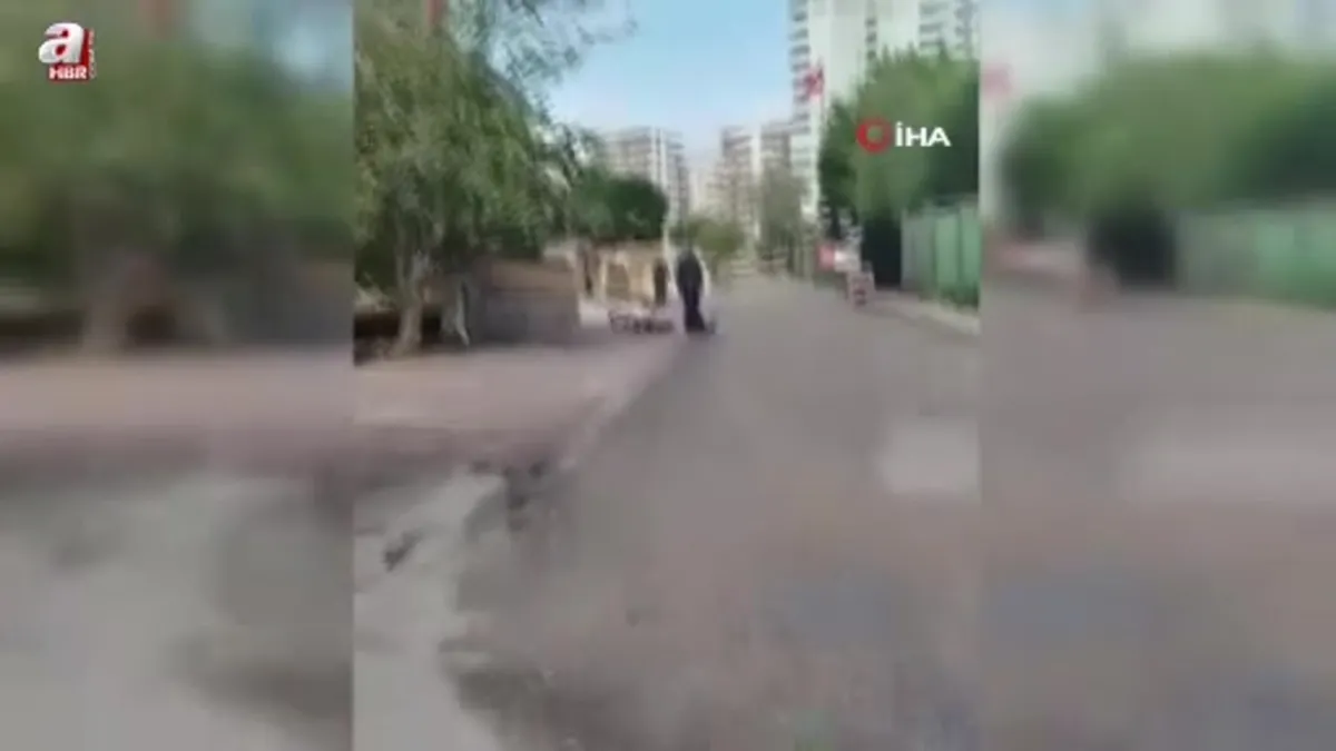 Adana’da bisikletli çocuğu darp etti