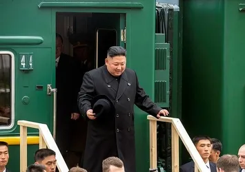 Kim Jong-un'dan "değişmez baş düşman" çağırısı!