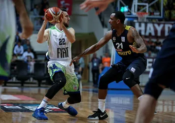 Fenerbahçe deplasmanda TOFAŞ'ı devirdi