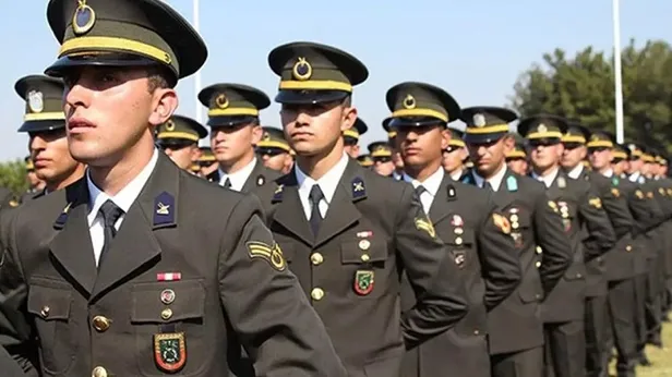 TSK KPSS şartı aramaksızın Astsubay alımı yapıyor! Bu yılın son Astsubay alımı başvuru kılavuzu ve ekranı Kara, Deniz ve Hava Kuvvetleri