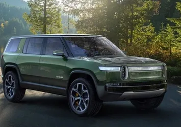 Rivian elektrikli SUV’si R1S'i tanıttı