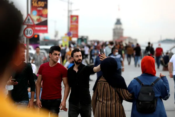 İçişleri Bakanlığından 81 il valiliğine ’Maske Zorunluluğunun Kaldırılmasına İlişkin’ genelge!