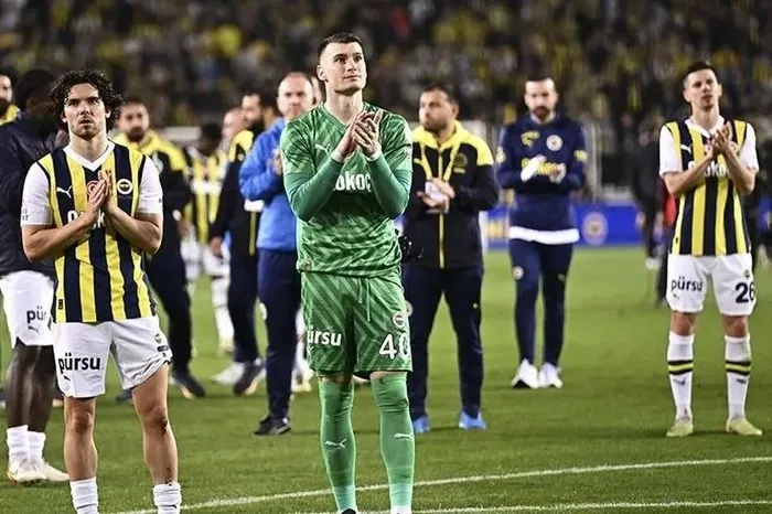 1716801530603.jpeg Astrolog Meral Güven Galatasaray'ın şampiyonluğu sonrası Fenerbahçelileri hedef aldı! Gözaltına alınmıştı serbest kaldı - 3