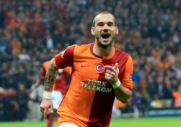 Galatasaray'dan Sneijder'e: Kulüp bul