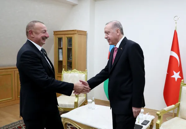 azerbaycan-cumhurbaskani-ilham-aliyevden-baskan-erdogana-15-temmuz-demokrasi-ve-milli-birlik-gunu-mektubu-1657874917602.jpg Azerbaycan Cumhurbaşkanı İlham Aliyev'den Başkan Erdoğan'a 15 Temmuz Demokrasi ve Milli Birlik Günü mektubu - 1