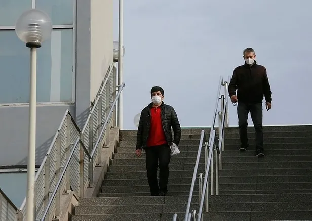 Maske yasağı kalktı mı son dakika? Maske yasağı toplu taşıma ve hastanelerde kalktı mı? Sağlık Bakanlığı duyurdu...
