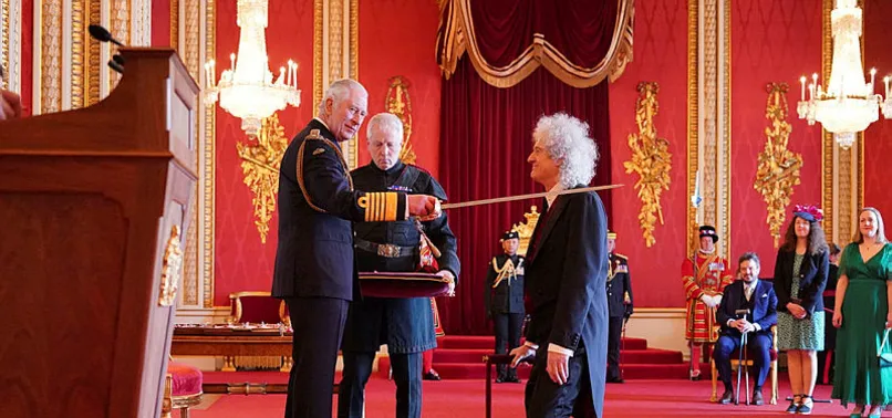Queen'in gitaristi Brian May'a "Sir" unvanı