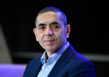 Prof. Dr. Uğur Şahin'den dikkat çeken Turkovac sözleri: Tüm insanlığa yardımcı olacak