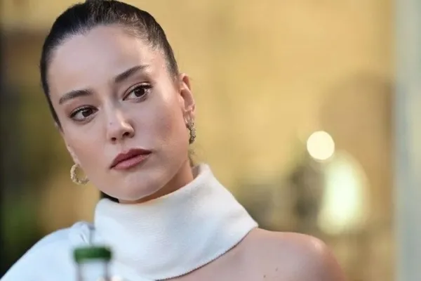 Ben Bu Cihana Sığmazam Firuze öldü mü? Pelin Akil, Ben Bu Cihana Sığmazam dizisinden ayrılacak mı?