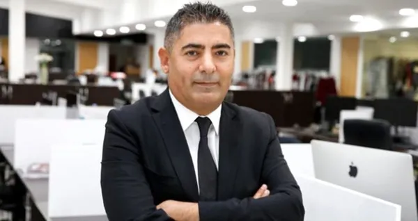 chpnin-fonladigi-medya-deprem-yayini-uzerinden-birbirine-girdi-enver-aysever-kor-cahildir-bu-halk-tvnin-sahibi-1677340572053.jpg CHP'nin fonladığı medya deprem yayını üzerinden birbirine girdi! Enver Aysever: Kör cahildir bu Halk TV'nin sahibi Cafer Mahiroğlu