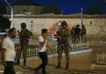 Dolandırıcıların yeni hedefi tutuklu erlerin aileleri!