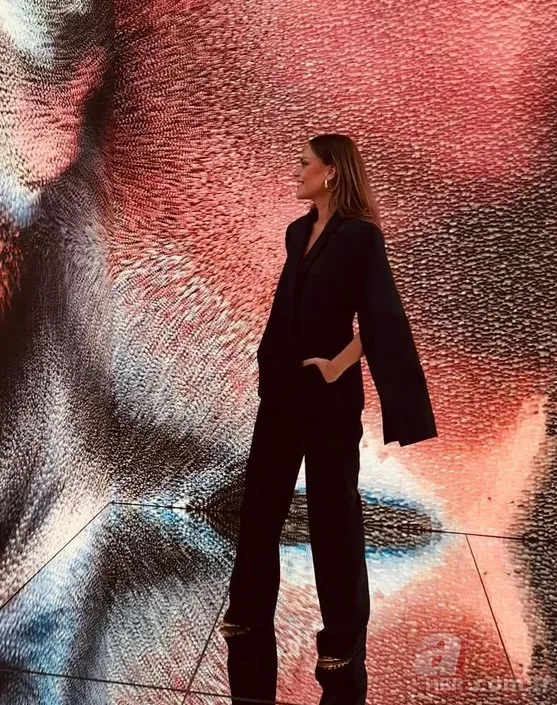 2017'deki pozun aynısı! Sinem Kobal Aslı Enver ve Fahriye Evcen bir araya geldi 6