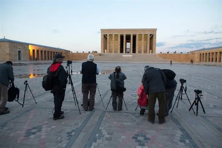 70 fotoğrafçı Anıtkabir’i fotoğrafladı