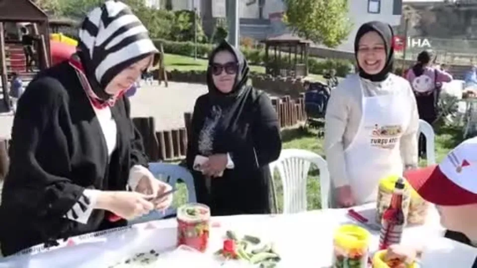 Açık havada turşu atölyesi