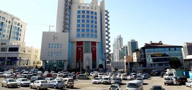 MHP GENEL MERKEZİ TOPLUCA GÖREVDEN ALDI