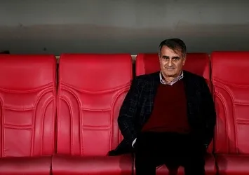 Beşiktaş'ta büyük operasyon!