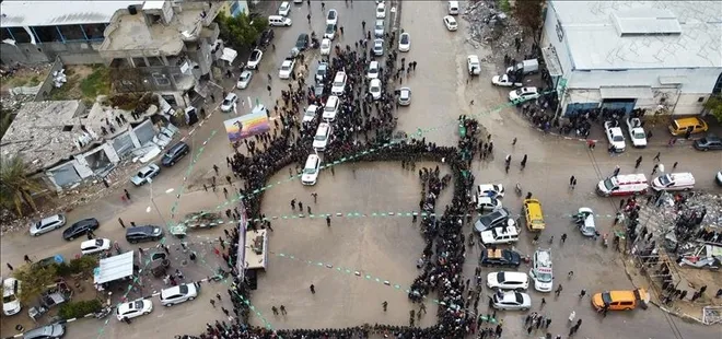 İsrail 641 Filistinli esiri serbest bıraktı