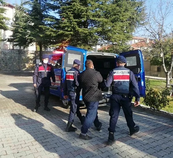 Son dakika: Ankara'da yakalanan terörist tutuklandı - 1