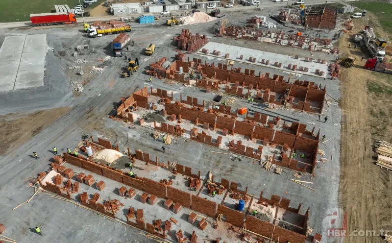 Çevre, Şehircilik ve İklim Değişikliği Bakanı Murat Kurum hazırlıkları anlattı! 250 bin konut hemen yapılacak 15