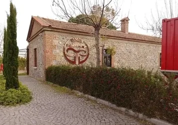 Ekrem İmamoğlu'nun babası sözleşmeyi hiçe saydı! Vakıflar Genel Müdürlüğü peşkeşe 'dur' dedi