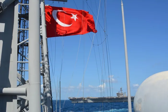 Son dakika: MSB paylaştı! Doğu Akdeniz'den sıcak görüntüler: Türkiye ve ABD'den ortak eğitim - 2