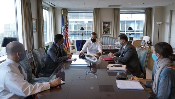 Yunanistan ekonomisi darboğazda! Stratejik öneme sahip limanı satışa çıkardı!