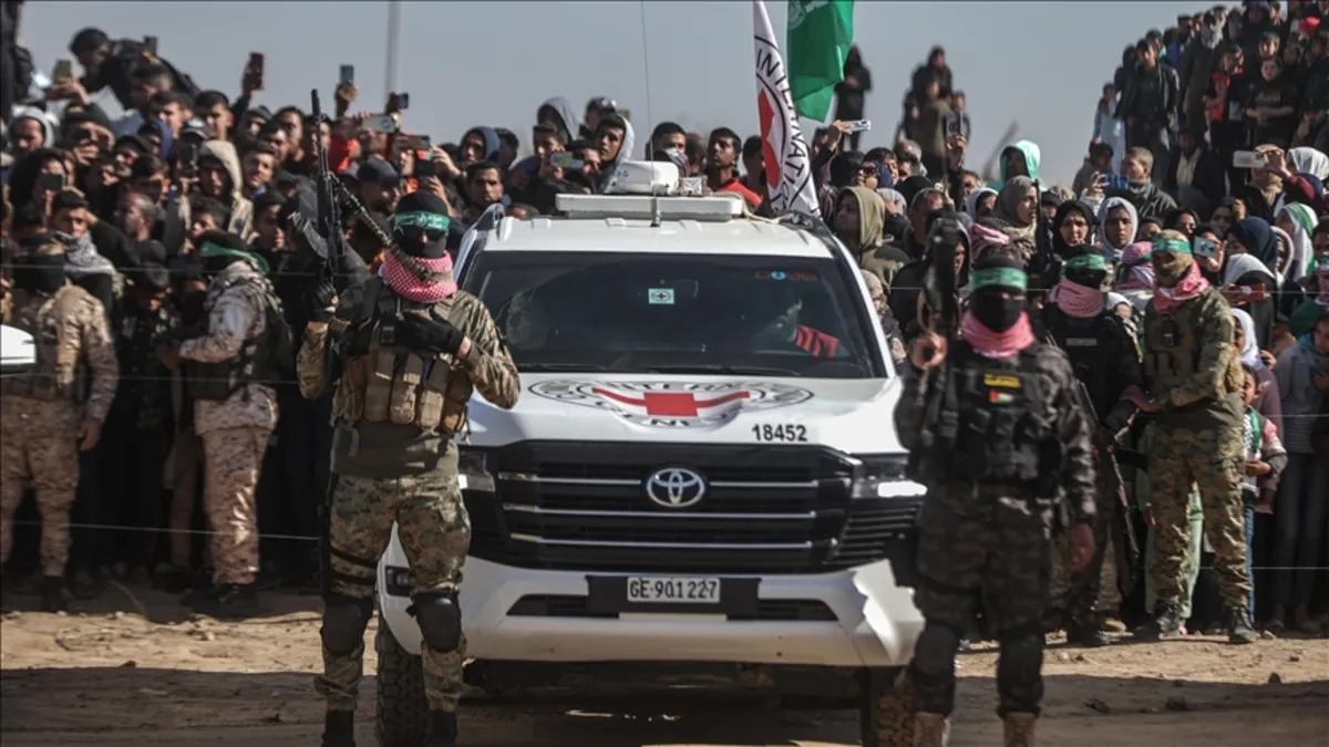 Hamas Gazze'deki ateşkesin ikinci aşaması için Kahire'de görüşmelere katılıyor