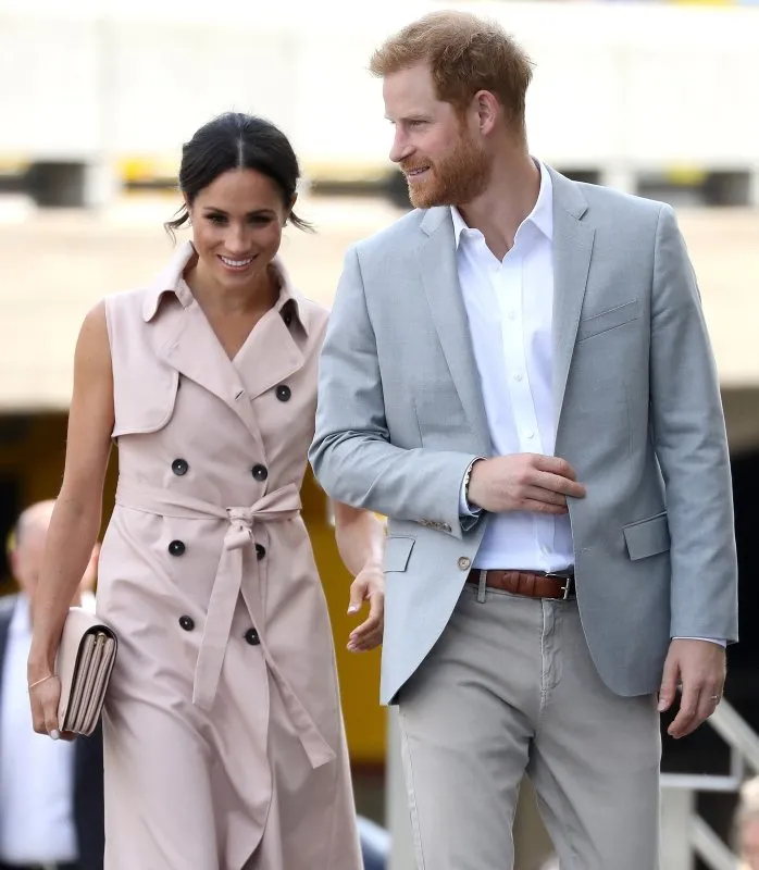 Prens Harry ve Meghan Markle cephesinde şok gelişme! Gece yarısı eşyalarını boşalttılar