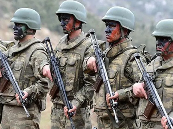 Sanatçılardan askerlerimize Afrin desteği - 3