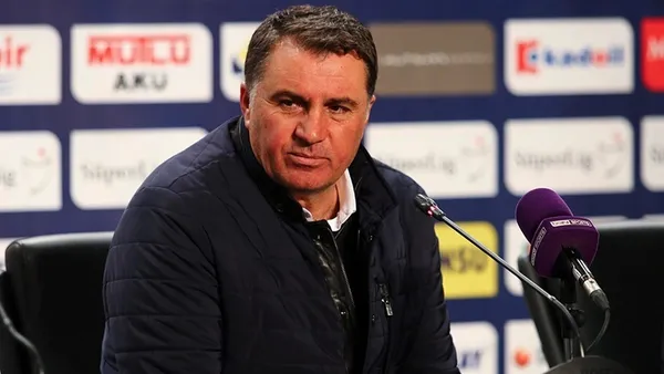 girsunspordan-korkutan-haber-teknik-direktor-mac-esnasinda-fenalasti-hastaneye-kaldirildi-1694965896968.jpg Girsunspor'dan korkutan haber! Teknik direktör maç esnasında fenalaştı hastaneye kaldırıldı... - 1