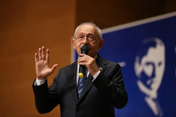 kilicdaroglunun-kkm-tehdidine-bakan-nebatiden-yanit-spekulatif-aciklamalari-vatanseverlikten-uzak-1660076605096.jpg Kılıçdaroğlu'nun 'KKM' tehdidine Bakan Nebati'den yanıt: Spekülatif açıklamaları vatanseverlikten uzak - 3