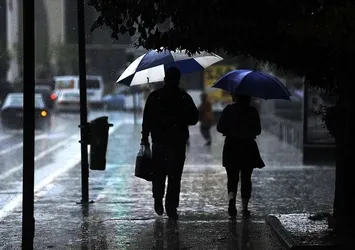 SON DAKİKA: Meteorolojiden o illere sağanak yağmur uyarısı | Ankara İstanbul İzmir...