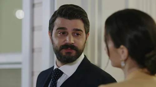 İçimizdeki Ateş 3. fragmanı! "Aranızdan sadece iki kişi avukatı olarak çalışabilecek!"