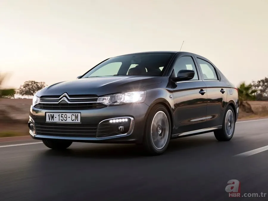 Bu yılın en az yakan araç modelleri en çok satanlar listesini doldurdu! İşte yakıt cimrisi sıfır araçların listesi 4