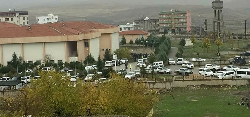 https://iaahbr.tmgrup.com.tr/c842f1/806/378/0/112/800/487?u=https://iahbr.tmgrup.com.tr/2019/12/09/sirnak-ve-mardinde-7-asker-yaralandi-1575886967196.jpg
